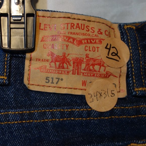 Levi's 517 *NWT* Measures 34x31.5" - Picture 11 of 16
